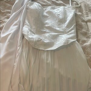 Lulu's Strapless White Pleated Dress